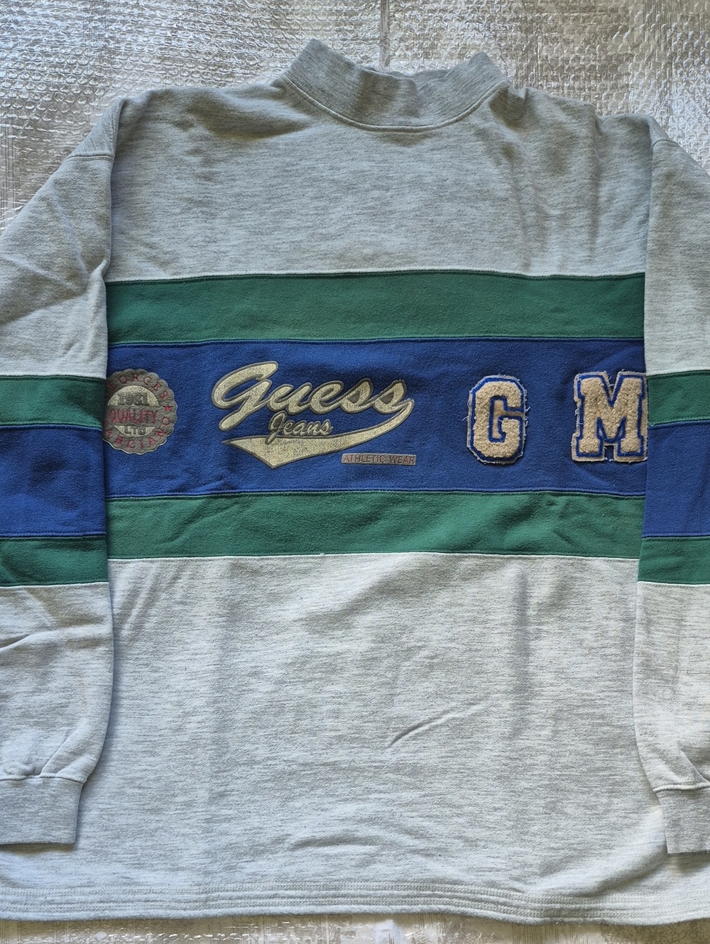 Vintage 90s Guess Jeans Men’s Grey Crewneck Sweatshirt with Green & Blue Stripes